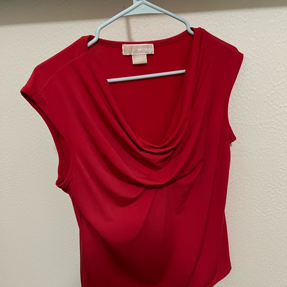 Red blouse - Picture 2 of 3